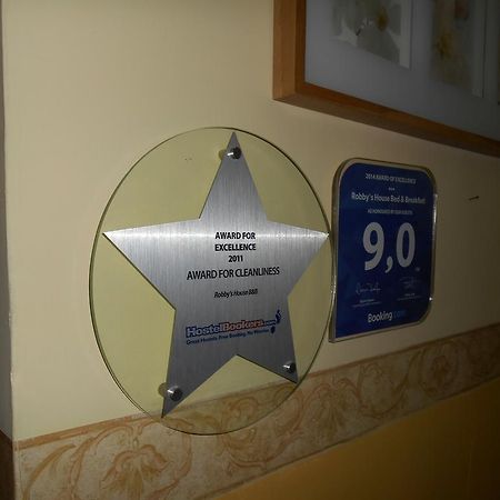 Robby'S House Bed & Breakfast Вико Екуензе Екстериор снимка