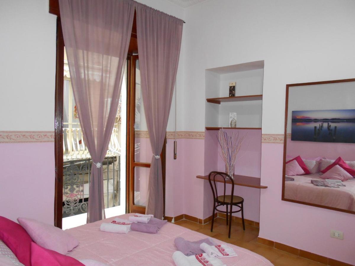 Robby'S House Bed & Breakfast Вико Екуензе Екстериор снимка