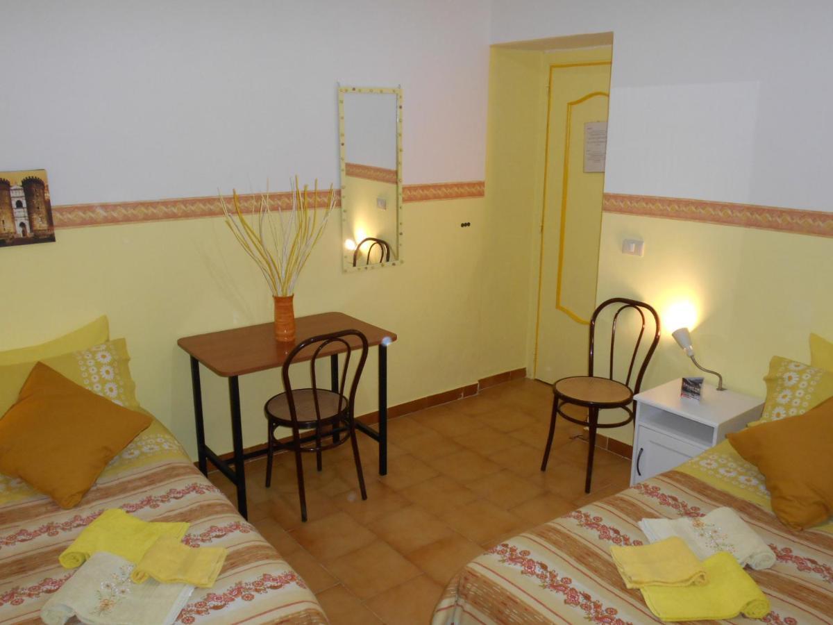 Robby'S House Bed & Breakfast Вико Екуензе Екстериор снимка