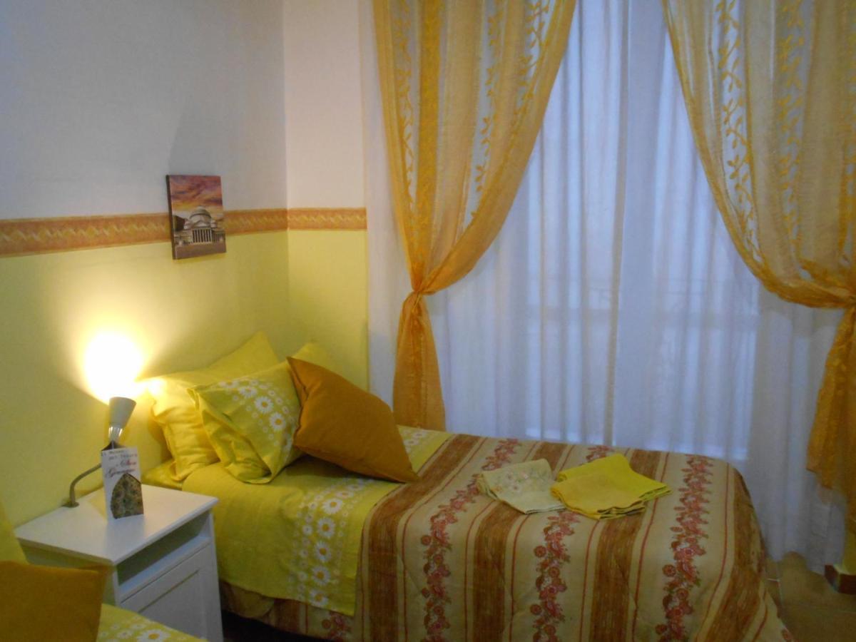 Robby'S House Bed & Breakfast Вико Екуензе Екстериор снимка
