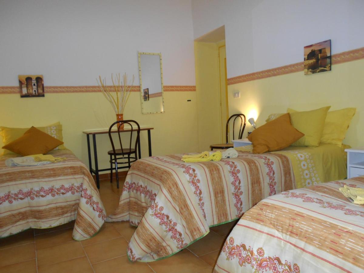 Robby'S House Bed & Breakfast Вико Екуензе Екстериор снимка