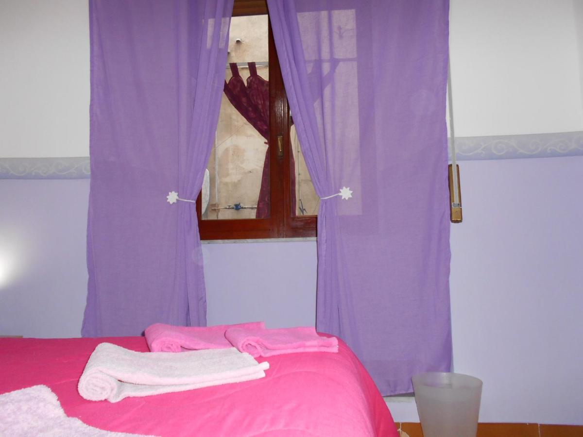 Robby'S House Bed & Breakfast Вико Екуензе Екстериор снимка